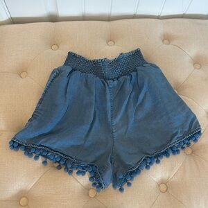 Francesca’s denim shorts size small